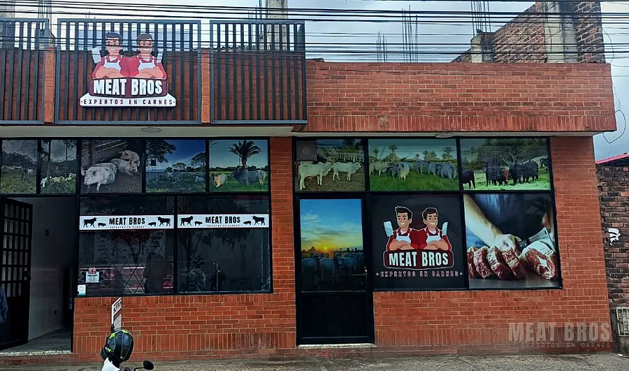 Fachada de la carnicería Meat Bros en la carrera 11 #8-44 de Sogamoso, Boyacá